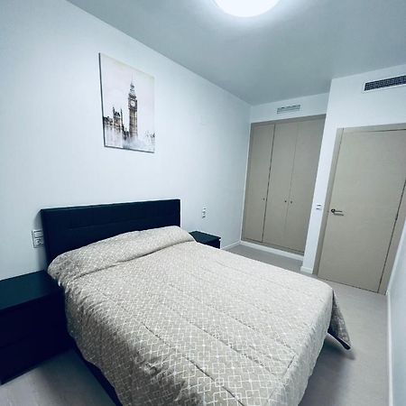 Apartamento Coman Av Rey Juan Carlos I Daire Torrent  Dış mekan fotoğraf