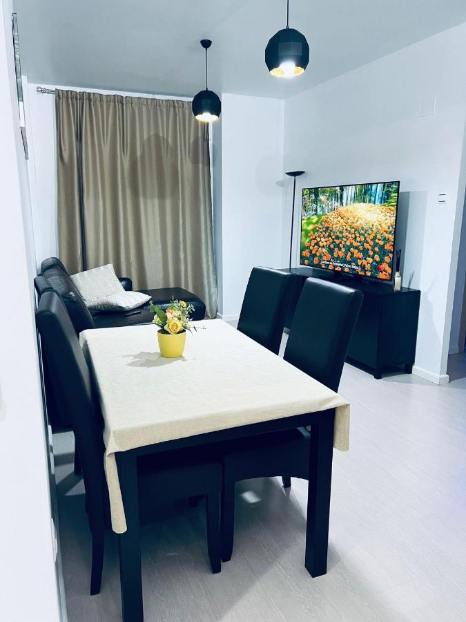 Apartamento Coman Av Rey Juan Carlos I Daire Torrent  Dış mekan fotoğraf