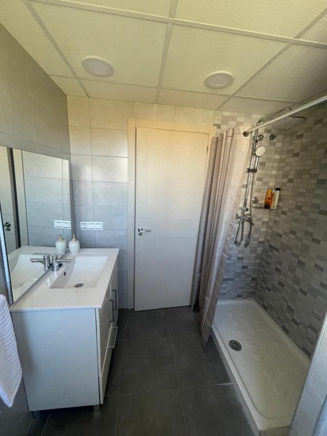 Apartamento Coman Av Rey Juan Carlos I Daire Torrent  Dış mekan fotoğraf